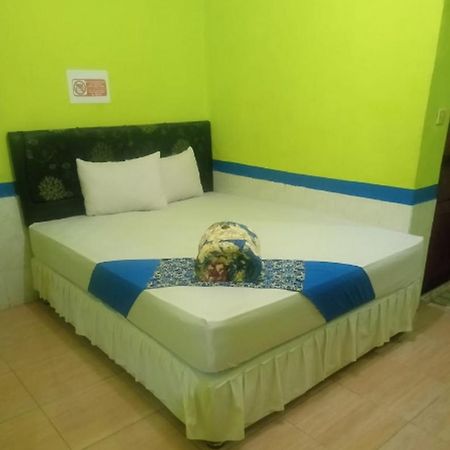 Hotel Indah Grogot Syariah RedPartner Tanah Grogot Bagian luar foto