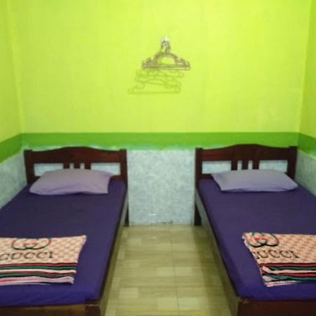 Hotel Indah Grogot Syariah RedPartner Tanah Grogot Bagian luar foto
